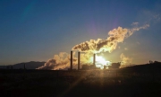 Dùng ánh sáng mặt trời biến CO2 thành nhiên liệu