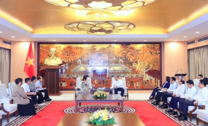 Phó Chủ tịch UBND Thành phố Trương Việt Dũng tiếp Đoàn đại biểu Hiệp hội Bán dẫn Đông Nam Á