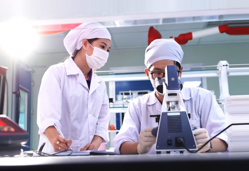 Trao đặc quyền phát triển khoa học, công nghệ