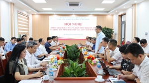 Ban Quản lý các Khu công nghệ cao và khu công nghiệp làm việc với xã Tiến Thắng về công tác phối hợp, hợp tác giữa hai đơn vị
